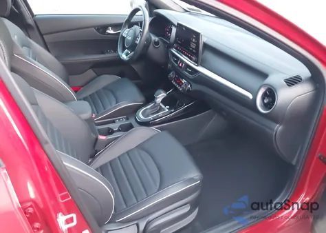 2022 Kia Forte Gt-Line из США, поврежденный, VIN 3KPF54AD0NE458625